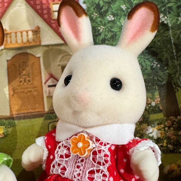 Calico Critters Chocolate Rabbit Family Figures Set New No Box - Picture 11 of 13